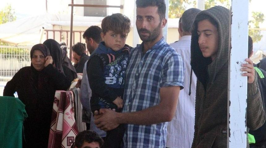 Suriyeliler Bir Daha Dönmemek Üzere Ülkelerine Gidiyor