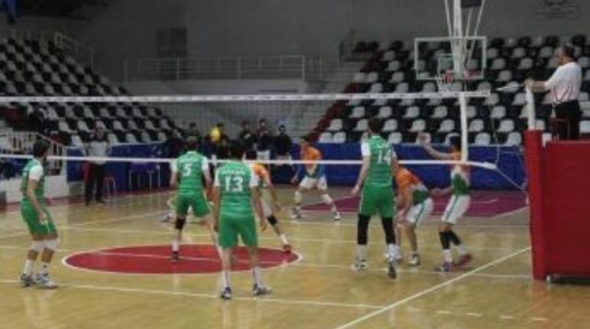 Malatya B&uuml;y&uuml;kşehir Belediyespor Voleybol:3 - Paland&ouml;ken Belediyespor Voleybol: 1