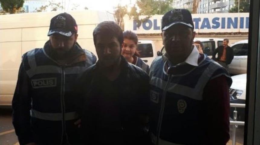 İzmir&rsquo;de Deaş Operasyonu: 10 G&ouml;zaltı