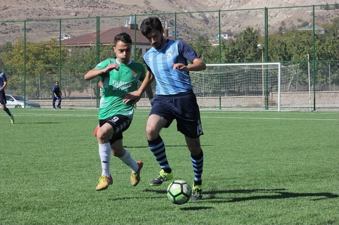 (&ouml;zel Haber) Suriyeli Futbolcu, Kayseri&rsquo;de Gol Kralı Olma Yolunda