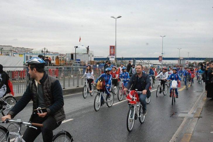 Eyüpsultan’da 250 Kişi Cumhuriyet İçin Pedal Çevirdi G3