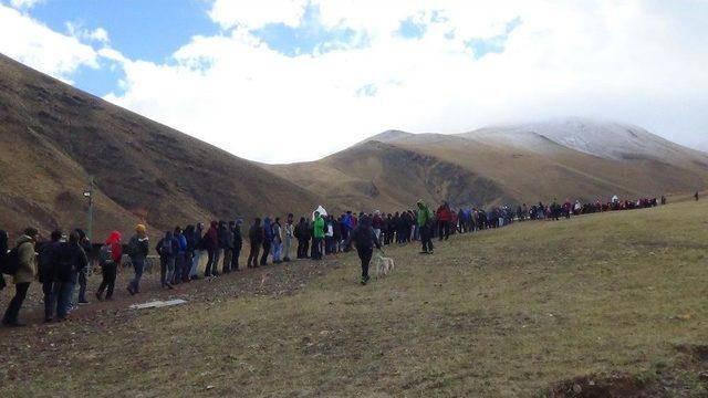 Erzurum’da Palandöken Dağı’na Cumhuriyet Tırmanışı