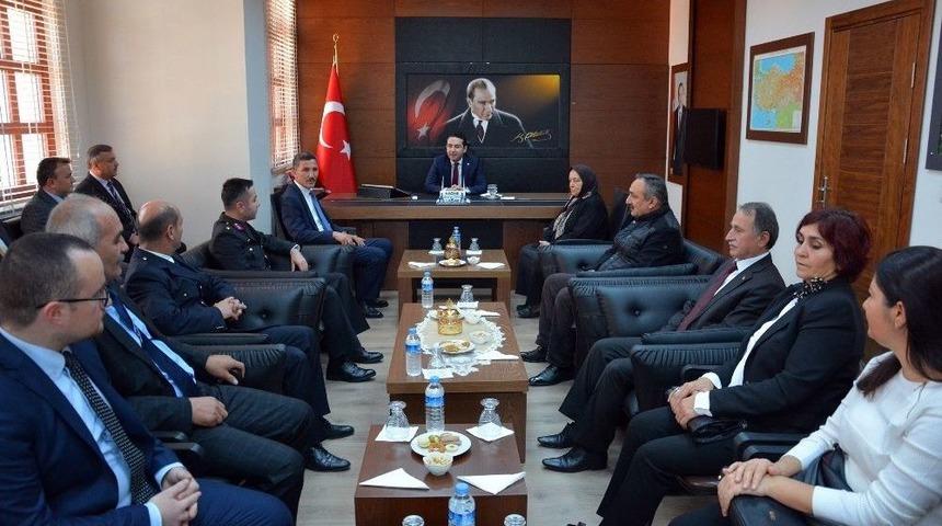 Kabad&uuml;z&rsquo;de Cumhuriyet Bayramı Coşku İle Kutlandı