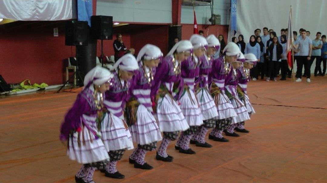 Ak&ccedil;akoca&rsquo;da 29 Ekim Cumhuriyet Bayramı Coşkuyla Kutlandı