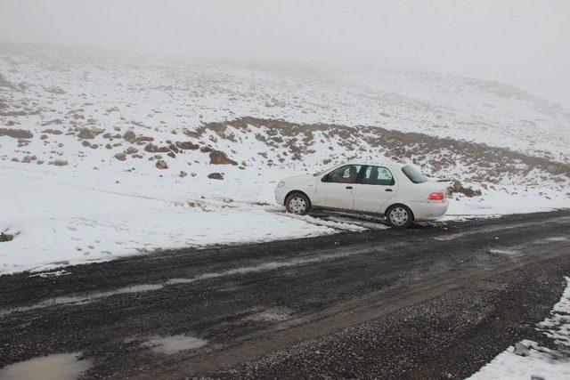 Doğu’da Yüksek Kesimlere Kar Yağdı