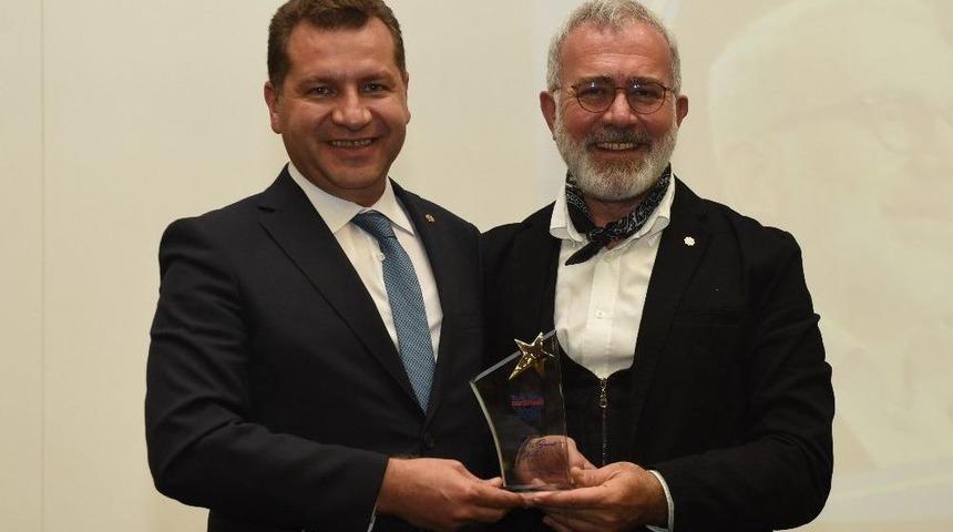 Payitaht Abd&uuml;lhamit&rsquo;in Tahsin Paşası Karesi&rsquo;de Konferans Verdi