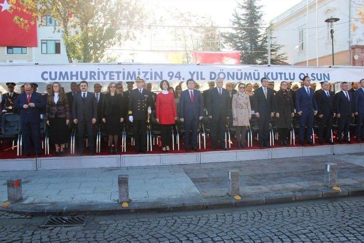 Çanakkale’de 29 Ekim Törenle Kutlandı G3