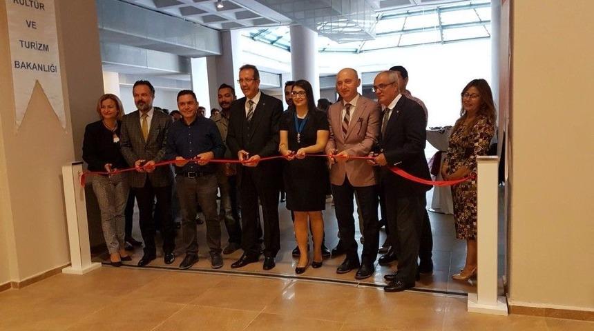 Aydın&rsquo;da Akademisyenlerin A&ccedil;tığı Sergi İlgi G&ouml;rd&uuml;