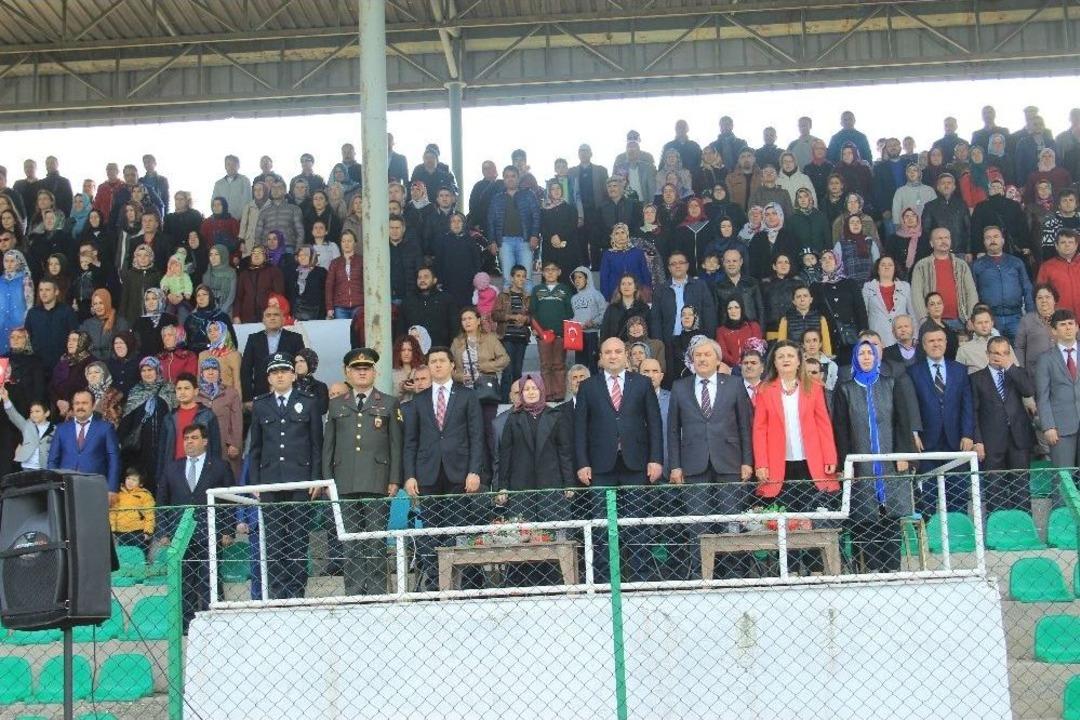 Osmaneli &lsquo;de 29 Ekim Cumhuriyet Bayramı Coşkuyla Kutlandı