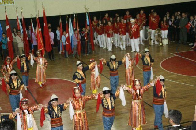 Devrek’te Cumhuriyetin 94. Yıldönümü Coşkuyla Kutlandı