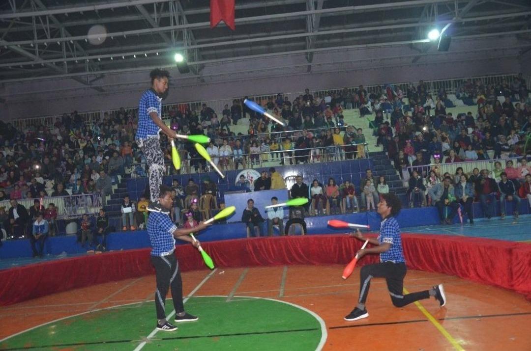 Muş&rsquo;ta Sirk G&ouml;sterisi