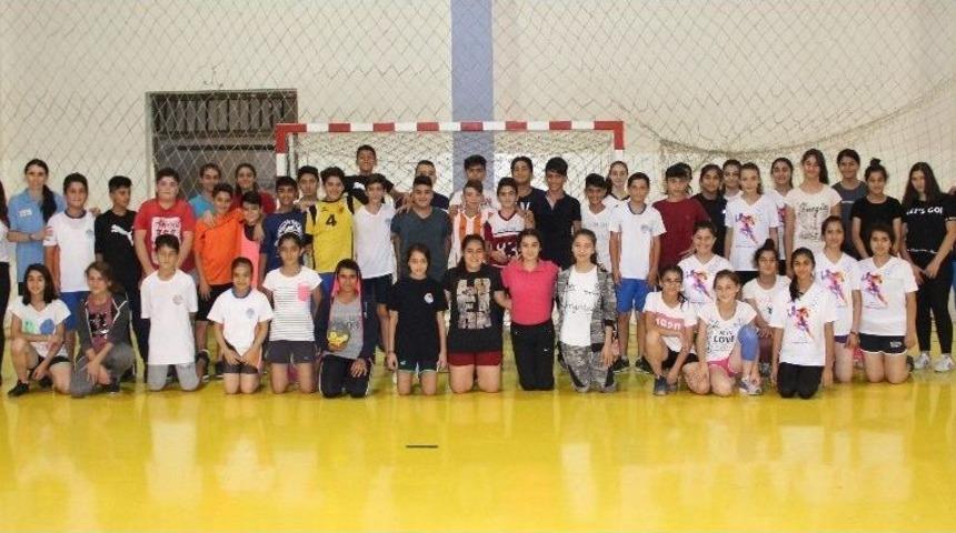 Okullarda Hentbol Altyapı Gelişim Projesi Mersin&rsquo;de Başladı