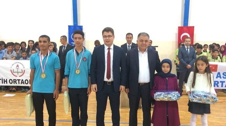 Nurdağı&rsquo;nda 29 Ekim Coşkuyla Kutlandı.