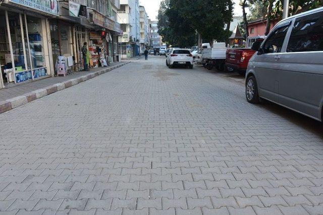 Nazilli’de Yol Çalışmaları Devam Ediyor