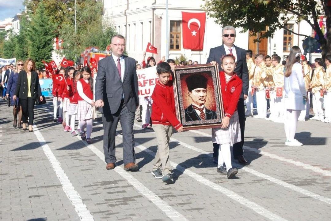 Bayrami&ccedil;&rsquo;te Cumhuriyet Bayramı Coşkuyla Kutlandı