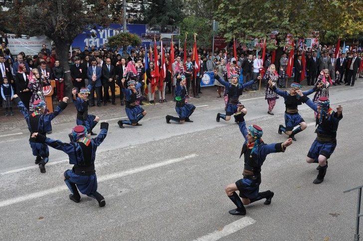 Minik Mehteran Cumhuriyet Coşkusuna Damga Vurdu G1