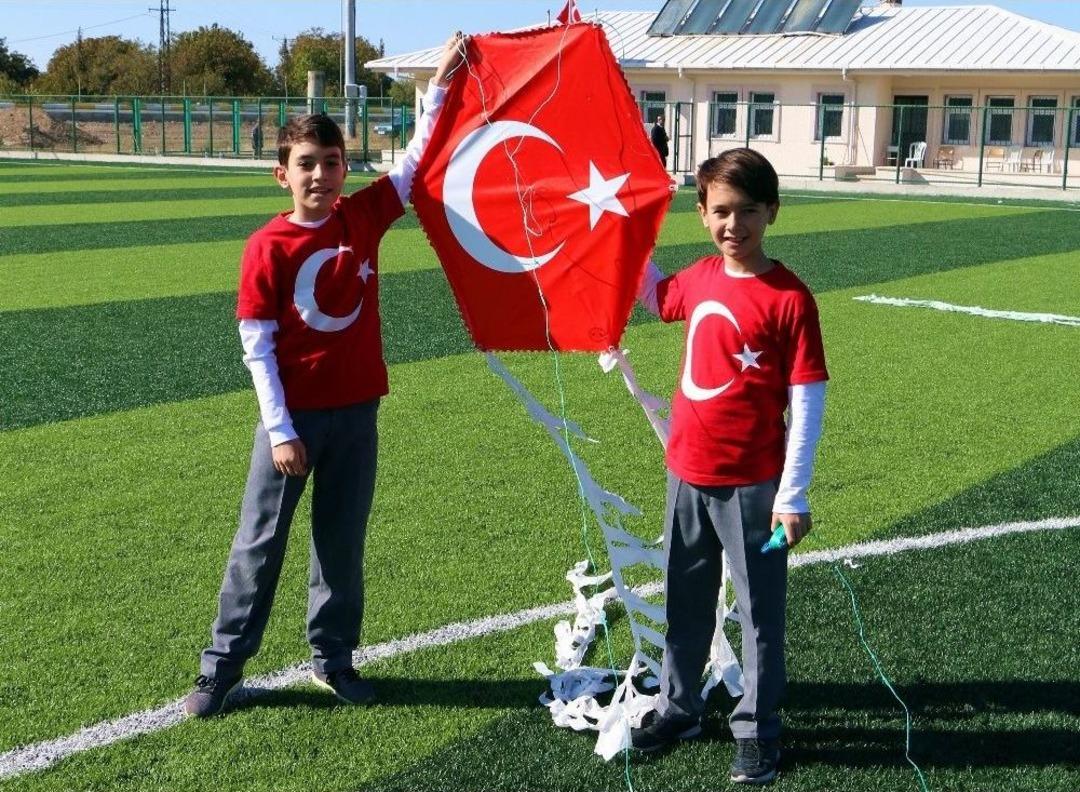 Havran&rsquo;da Cumhuriyet Bayramı&rsquo;nda U&ccedil;urtma U&ccedil;urdular