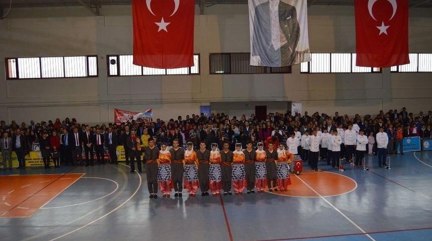 Besni’de Cumhuriyet Bayramı Coşkuyla Kutlandı