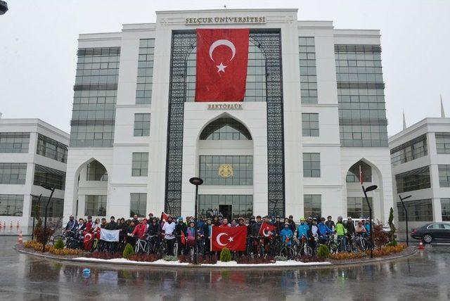 Selçuk Üniversitesi’nde 29 Ekim Cumhuriyet Bayramı Bisiklet Turu