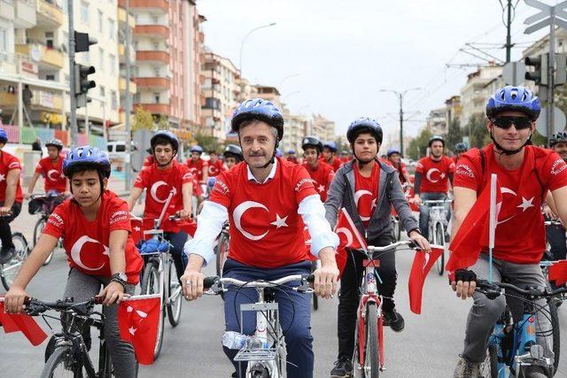 Belediye Başkanı Mehmet Tahmazoğlu, Pedal Çevirdi