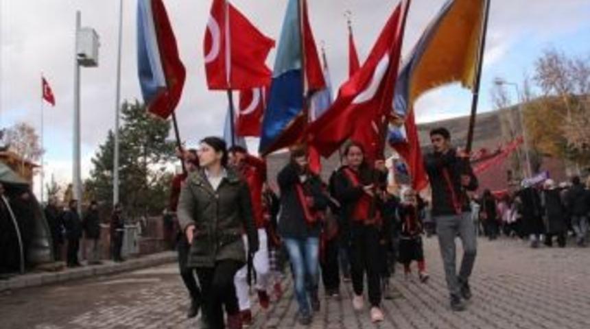 Cumhuriyetin 94. Yılı &Ccedil;ıldır&rsquo;da Coşku İle Kutlandı