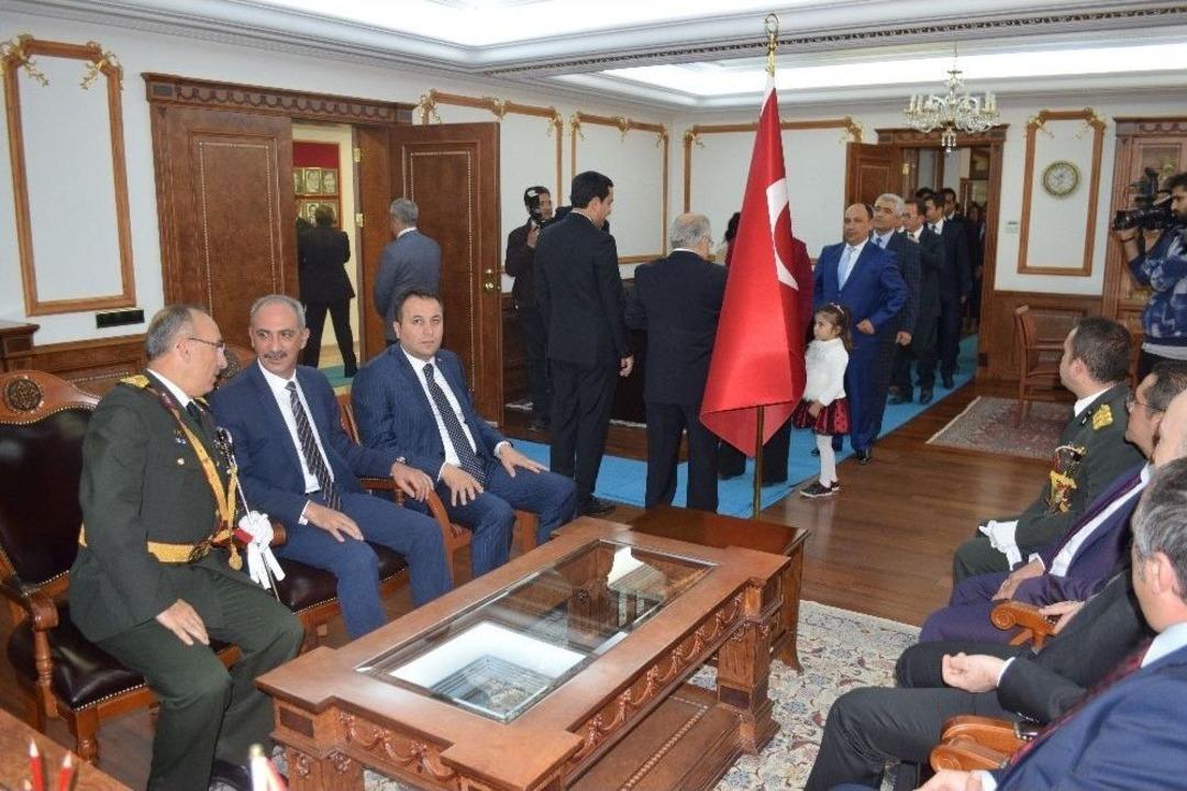 Kırşehir&rsquo;de Cumhuriyet Bayramı 94. Yıl Kutlamaları