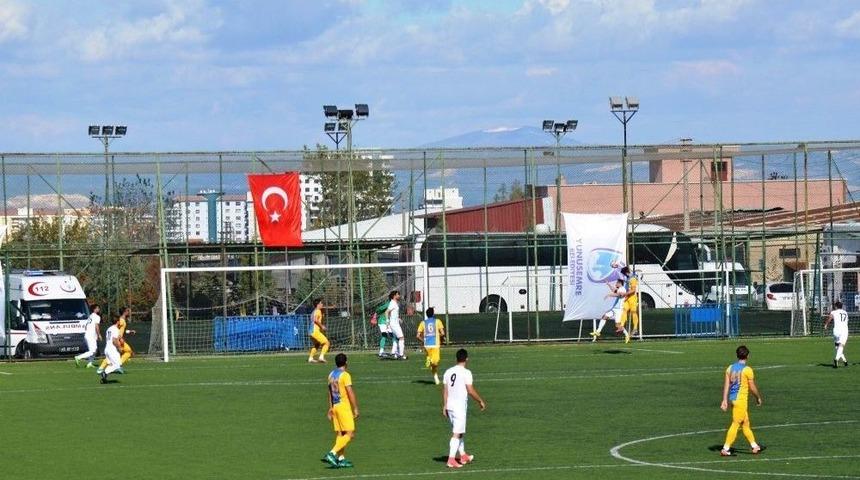 Yunusemre, Derincespor&rsquo;u Elinden Ka&ccedil;ırdı