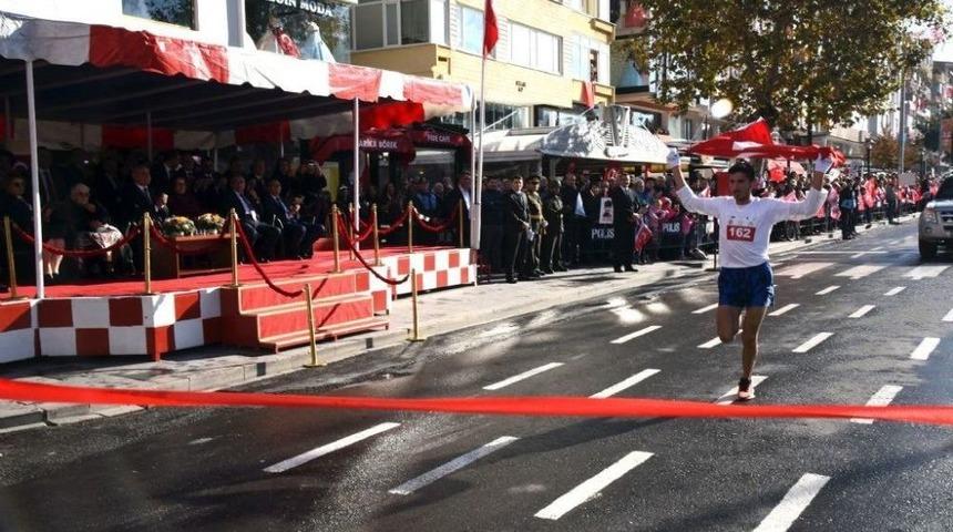 &Ccedil;orlu&rsquo;da Cumhuriyet Koşusu D&uuml;zenlendi