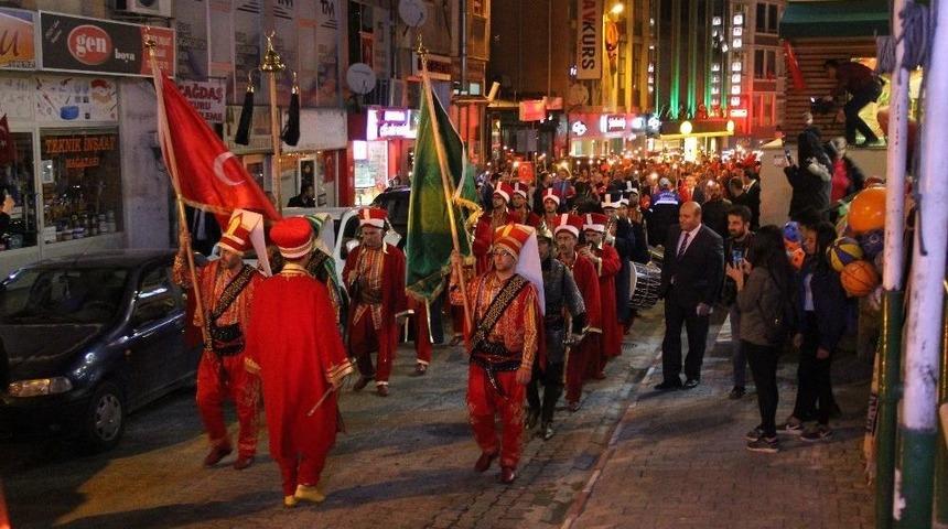 Artvin&rsquo;de Mehteran Eşliğinde Cumhuriyet Y&uuml;r&uuml;y&uuml;ş&uuml;