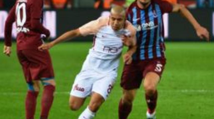 Sofiane Feghouli, Takımını Yalnız Bıraktı