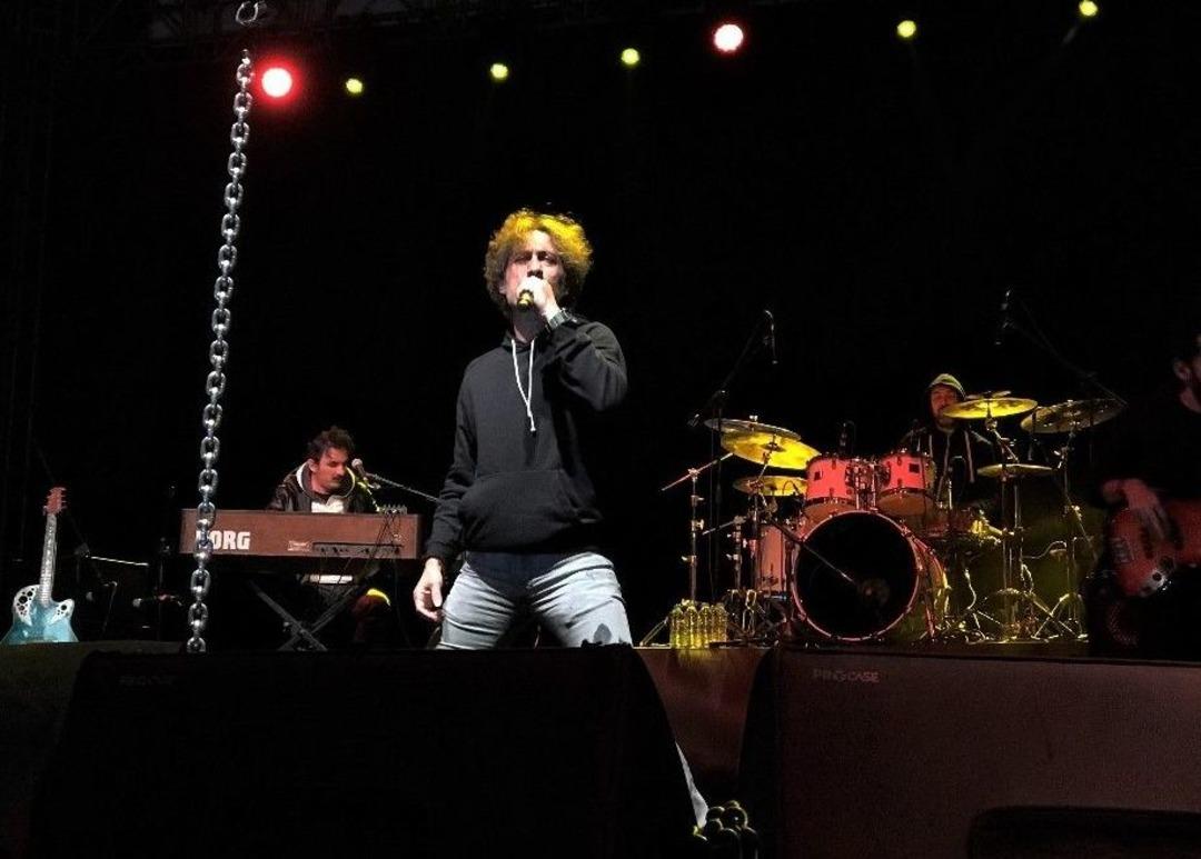 Nil&uuml;fer&rsquo;de Binlerce Kişi Cumhuriyete Sahip &Ccedil;ıktı