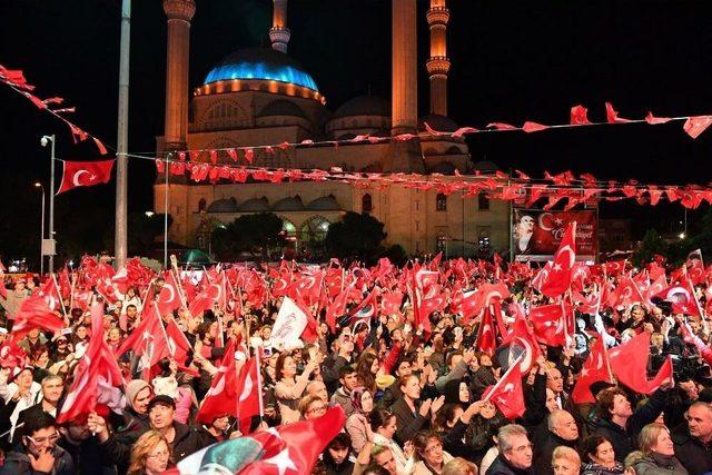 Maltepe’de Görkemli Cumhuriyet Şöleni