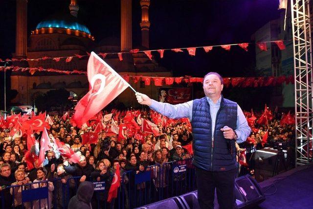 Maltepe’de Görkemli Cumhuriyet Şöleni