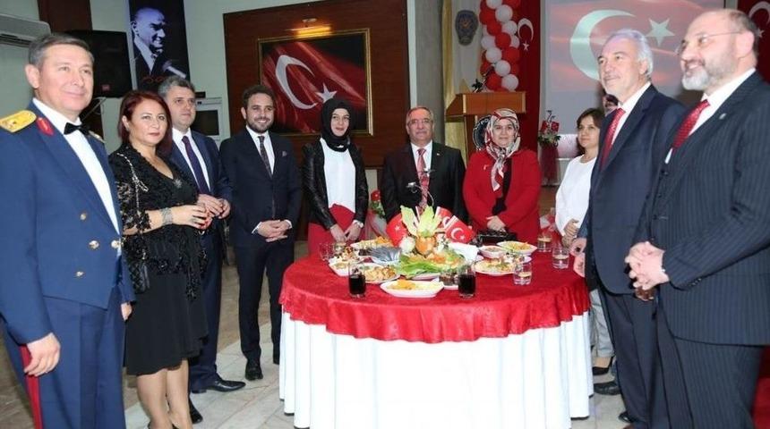 K&uuml;tahya&rsquo;da Cumhuriyet Bayramı Resepsiyonu