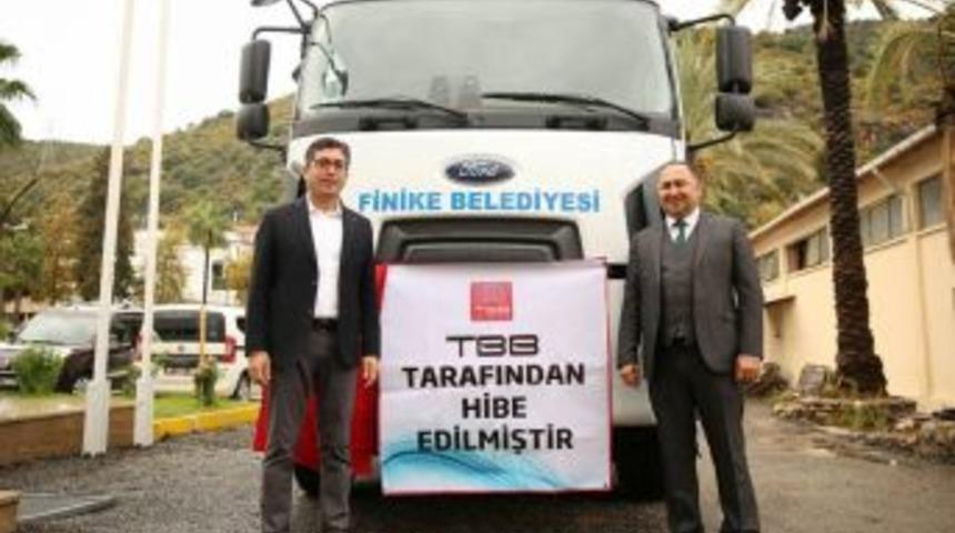 Tbb&rsquo;den Finike Belediyesi&rsquo;ne Ara&ccedil; Desteği