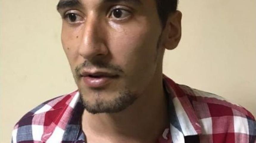 Ayakkabısından Eroin, Parmak Arasından Kokain &Ccedil;ıktı