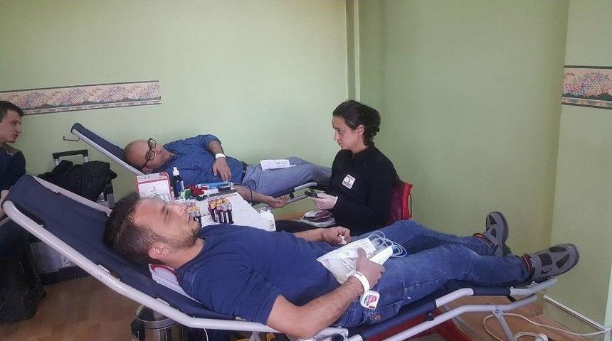 Hisarcık&rsquo;ta Kan Bağışı Kampanyası