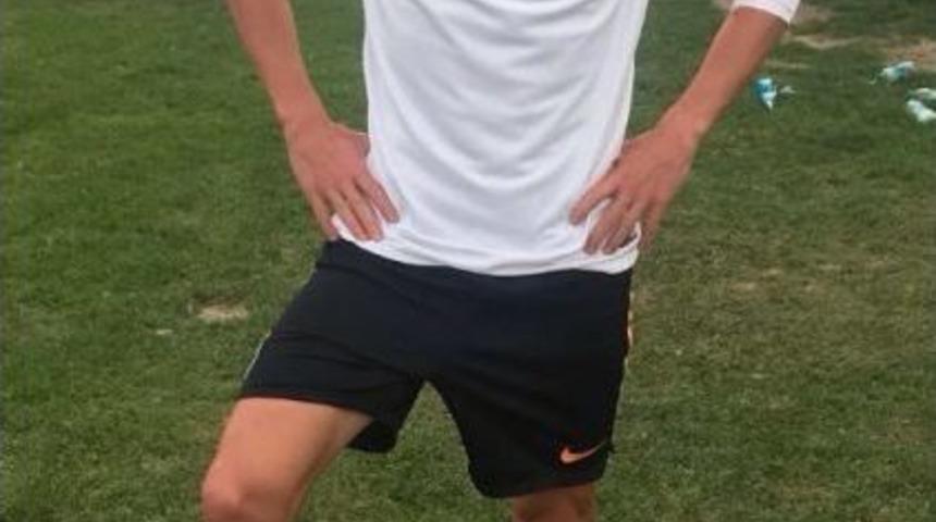 Sel&ccedil;uk &Ouml;zt&uuml;rk Galatasaray&rsquo;a Transfer Oldu