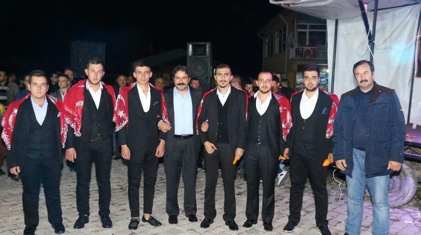 Kara&ouml;renli Kınalı Kuzular Askere Uğurlandı