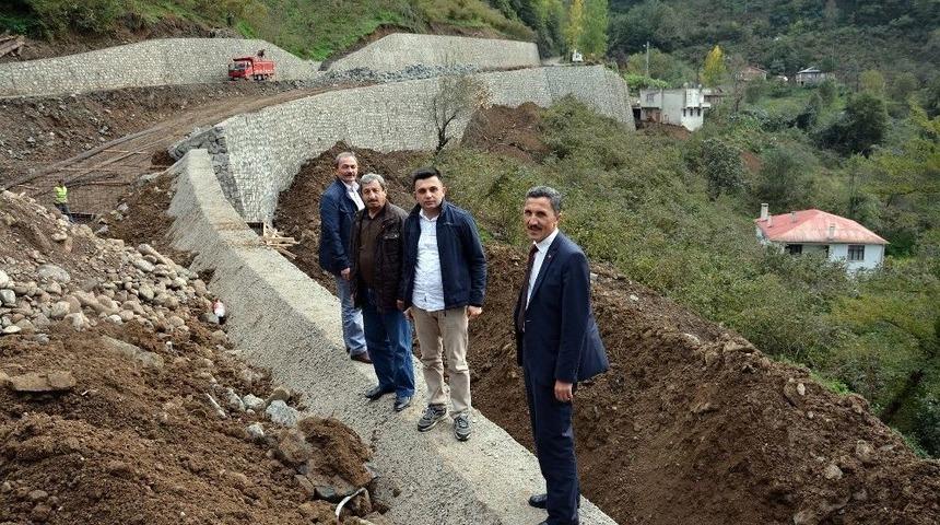 Başkan Kaya, Yol &Ccedil;alışmalarını İnceledi