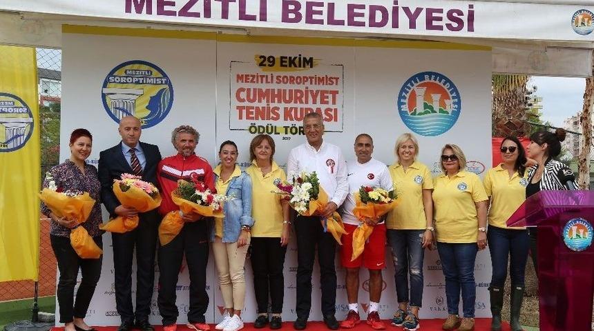 Cumhuriyet Tenis Kupası Sahiplerini Buldu