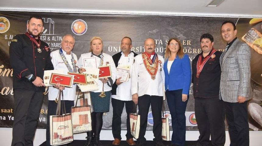 Altın Kep&ccedil;e &Ouml;d&uuml;lleri Dağıtıldı