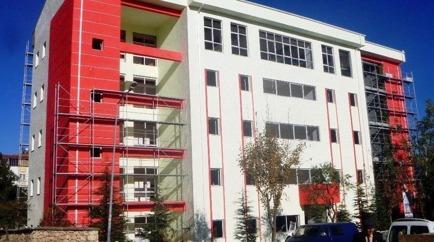 Bilecik İmam Hatip Lisesinin 100 Yataklı Yurt Binasında &Ccedil;alışmalar Tamamlanıyor