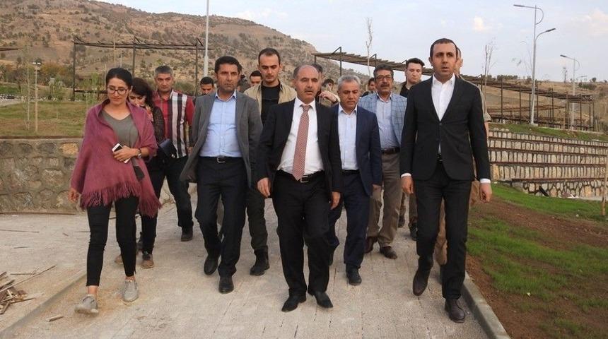 Vali Aktaş Ve Başkan Bedirhanoğlu Mesire Alanındaki Çalışmaları Denetledi