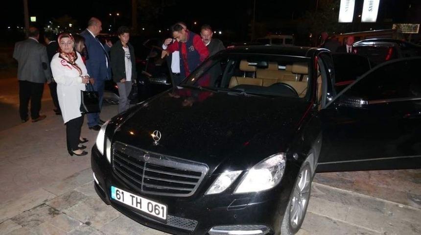 Başkan G&uuml;mr&uuml;k&ccedil;&uuml;oğlu Makam Arabasını Gaziye Tahsis Etti