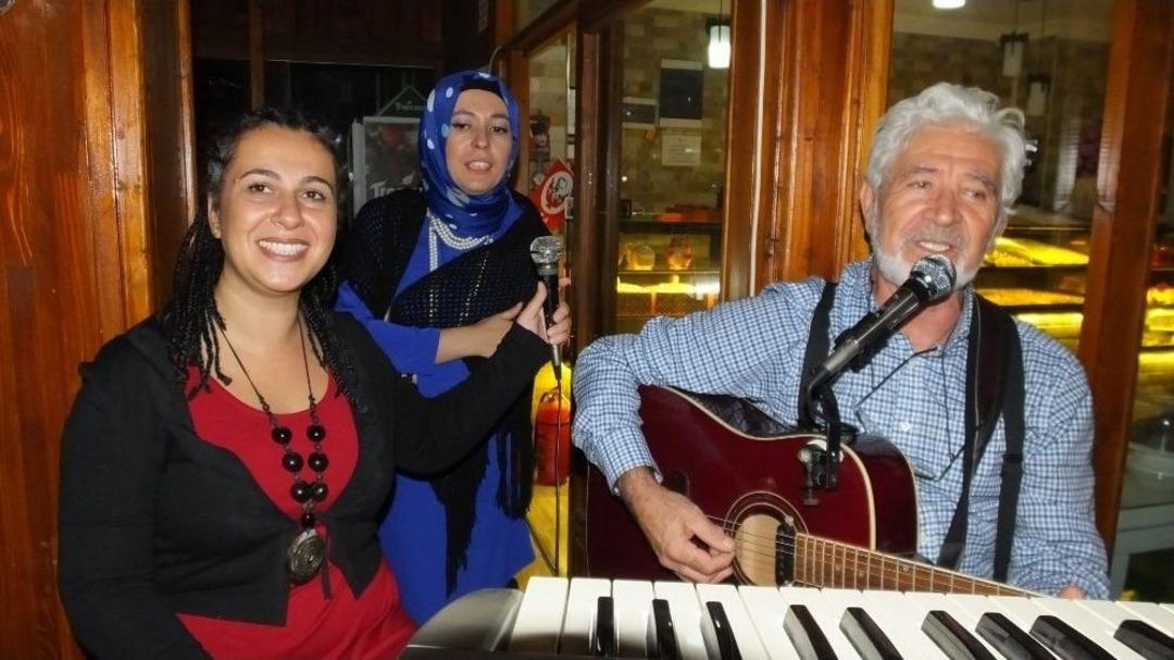 Kazdağı Şairlerinden Şiir Gecesi