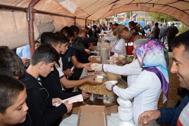 Cumhuriyet Bayramı’nda Aşure Etkinliği