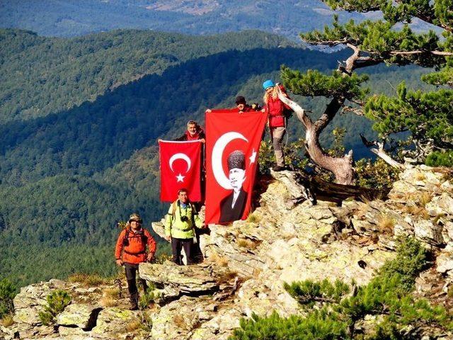 Cumhuriyet İçin Kazdağları’na Tırmandılar