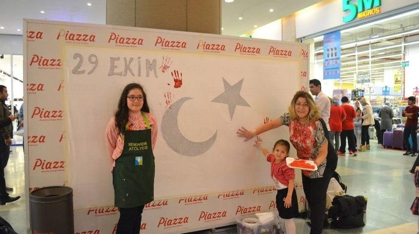 29 Ekim&rsquo;e Coşkulu Kutlama