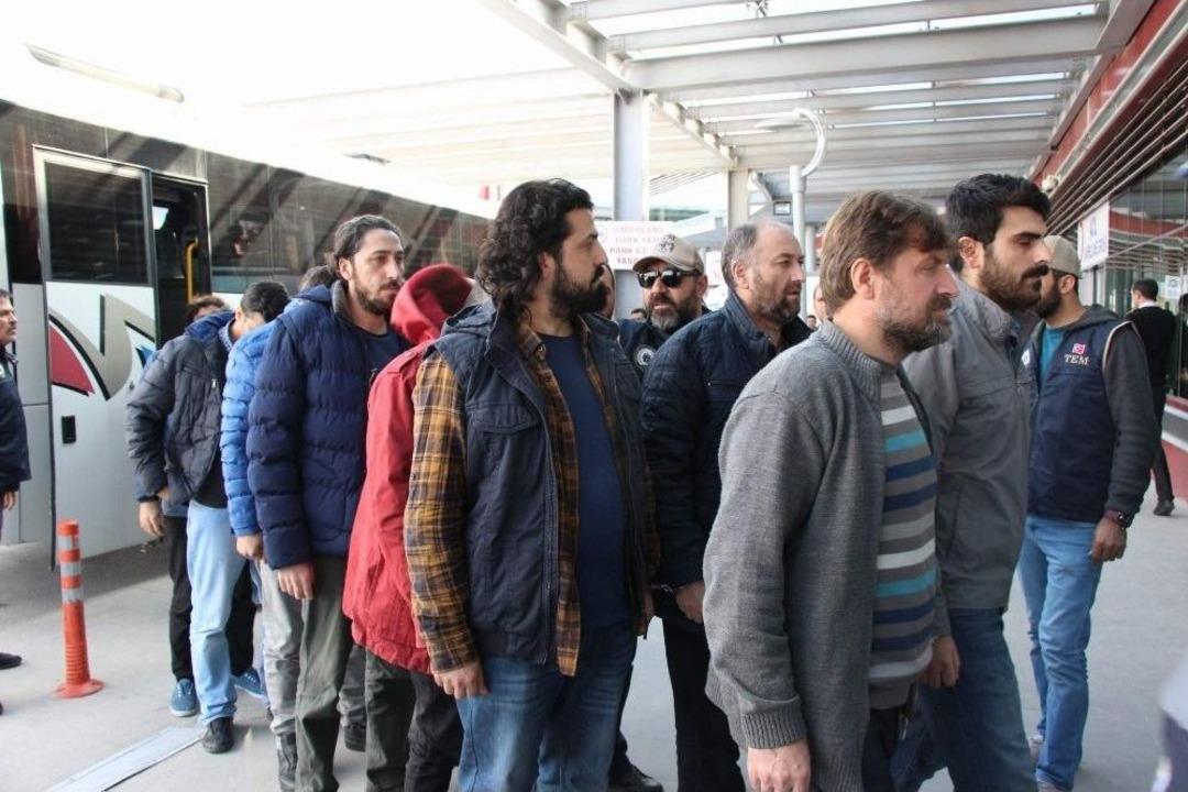 Afyonkarahisar&rsquo;da Fet&ouml;&rsquo;n&uuml;n &ldquo;gaybubet Evlerine&rdquo; Y&ouml;nelik Operasyon